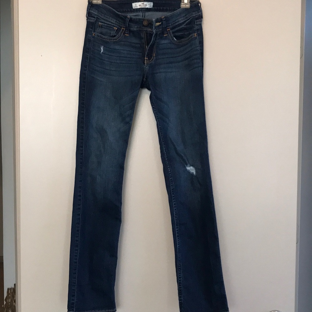 Hollister straight leg jeans slightly ripped